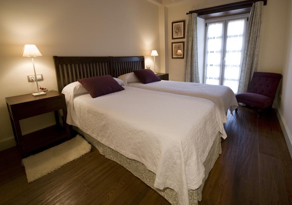Las Casas Rurales Huerta San Benito Villamayor  Zimmer foto